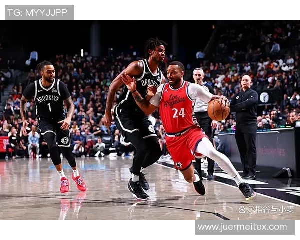 篮网与快船激战回放精彩瞬间解析及赛后点评